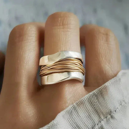 Bundel: Zilveren ring met gouden draad + Zilveren ring met gouden hart