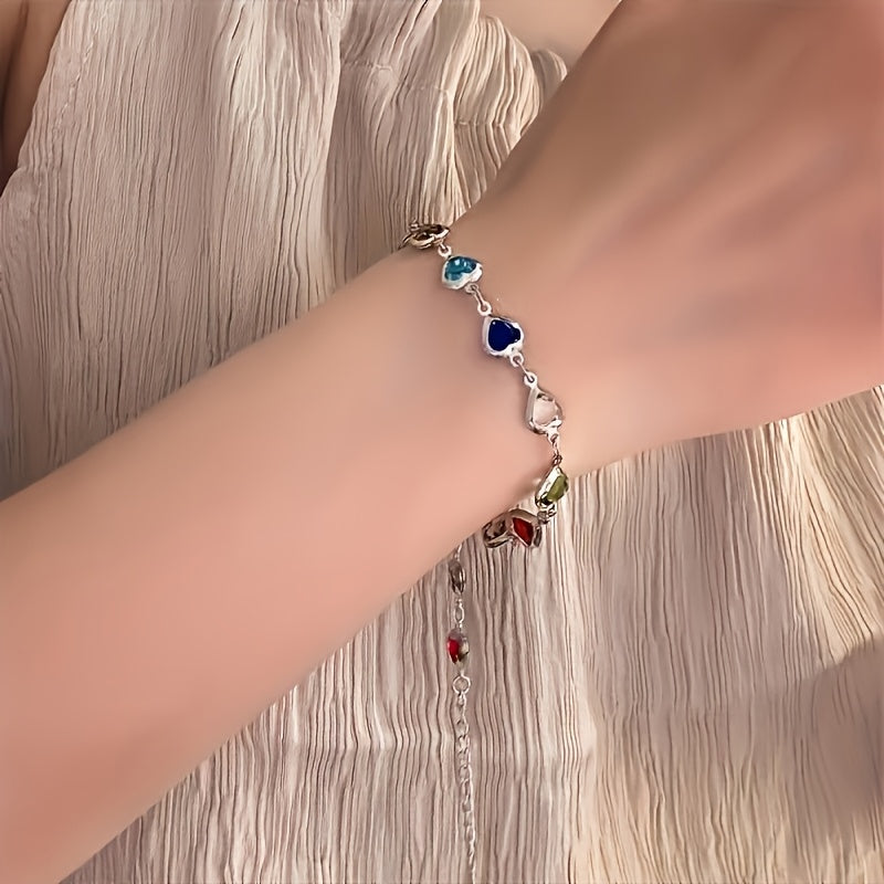 Unique heart-shaped bracelet