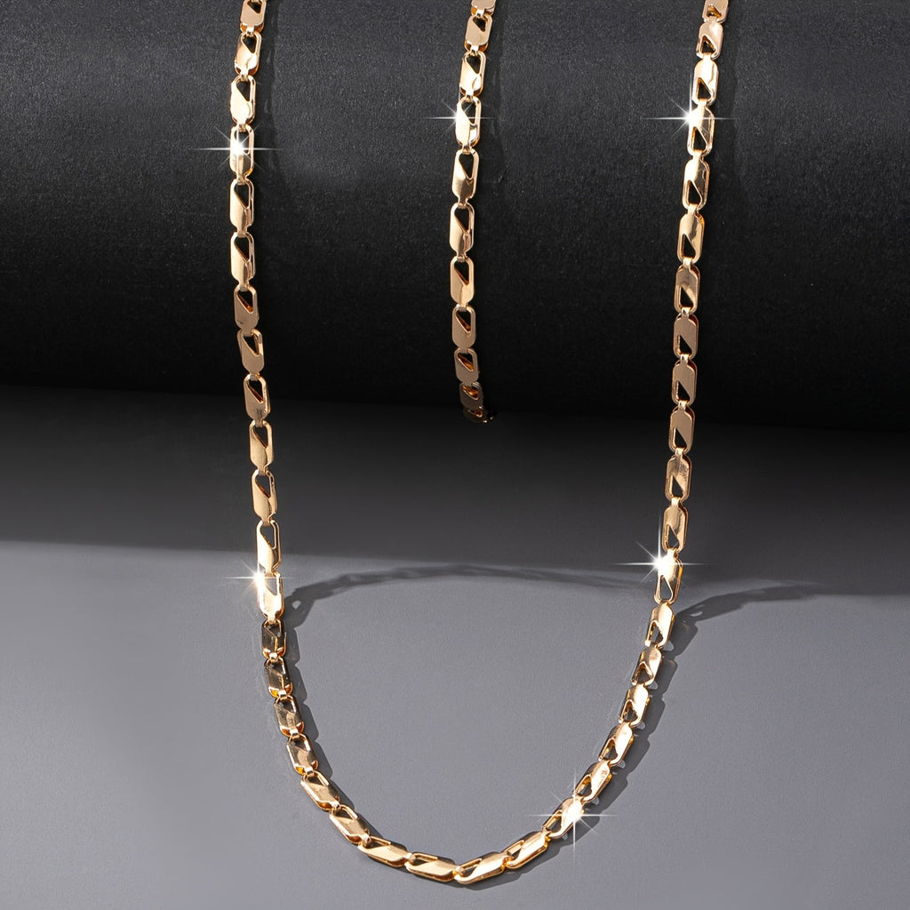 Elegant 18k Gold Necklace and Bracelet Set