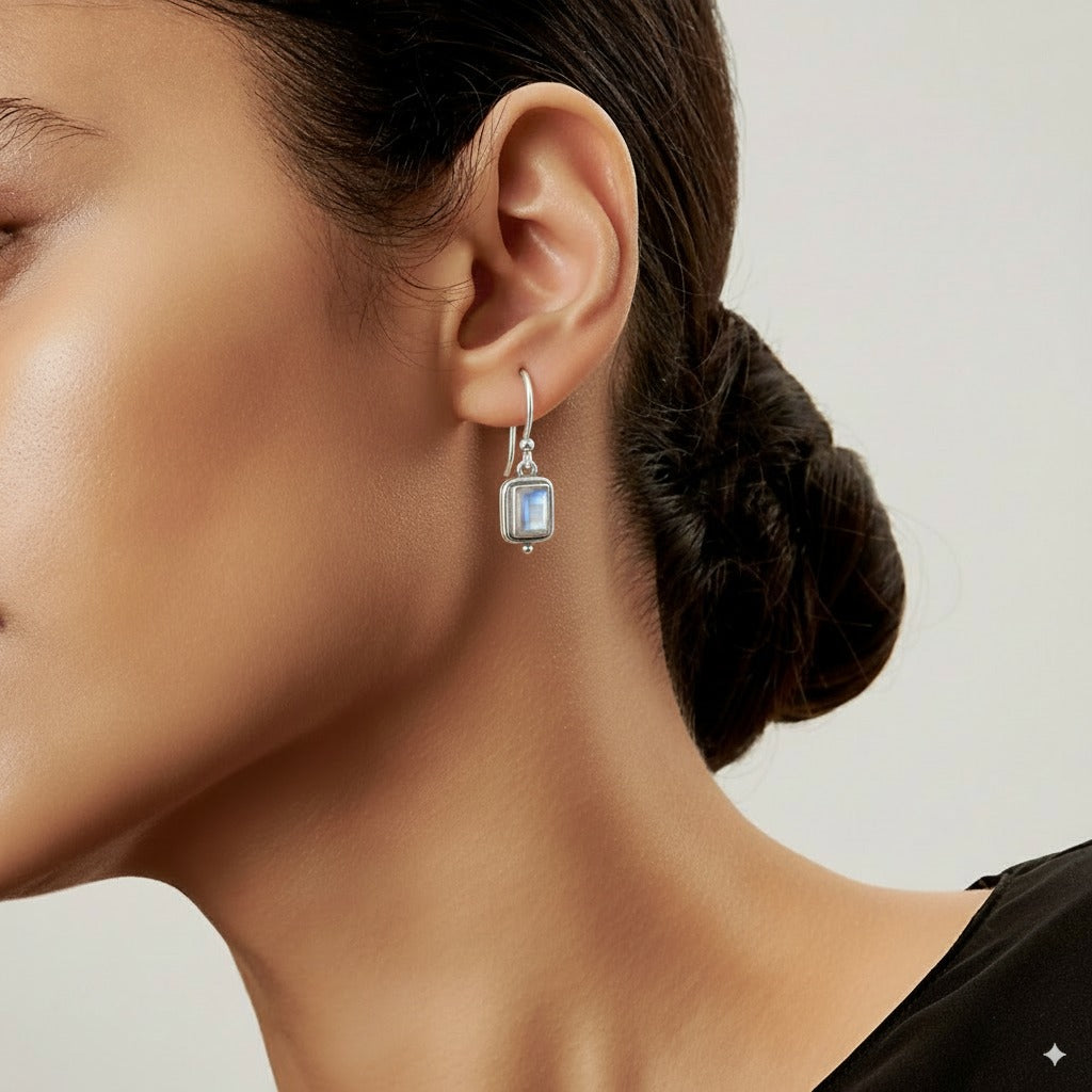 Beatriz - Vintage Moonstone Square Earrings