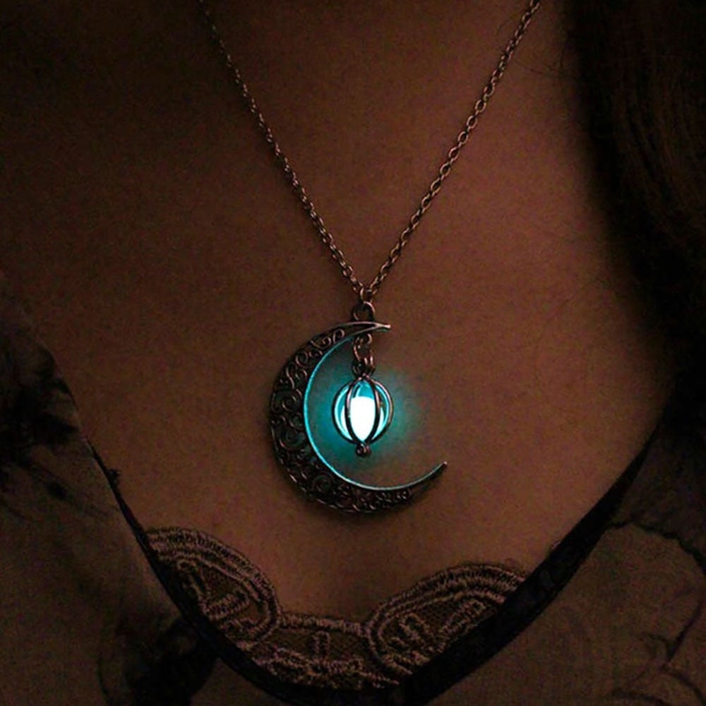Éclat de Lune Necklace