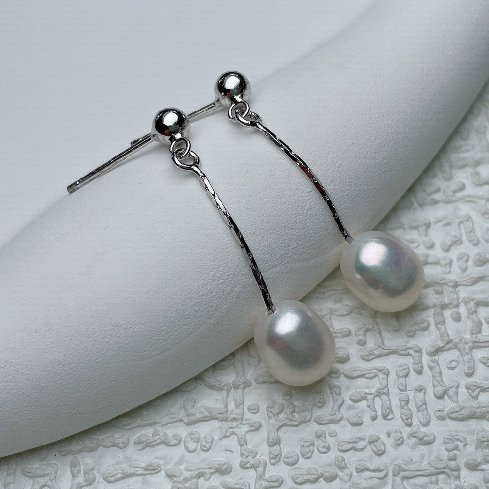 Earrings with Elegant Pearl