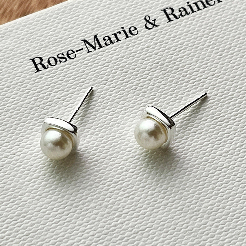 Freshwater Pearl earrings
