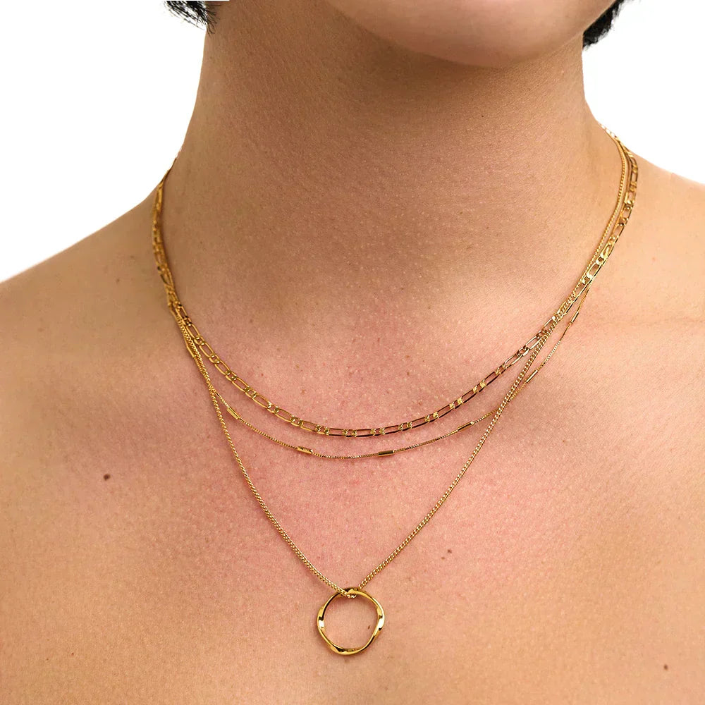 Open Three-Row Hoop Necklace in Gold