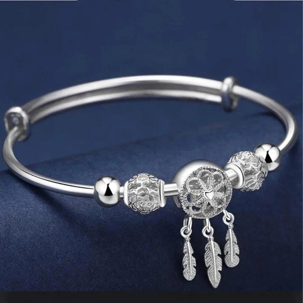 Stiff Dreamcatcher Bracelet in Silver