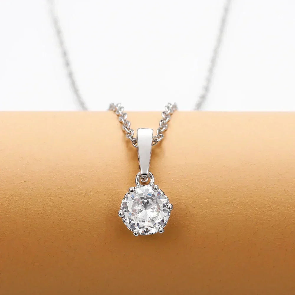 Classic Necklace with Zirconia Pendant