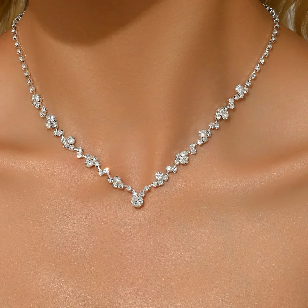 Elegant Wedding Necklace with Diamonds