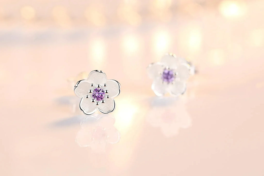 Bloemvormige knopoorbellen met zirconia