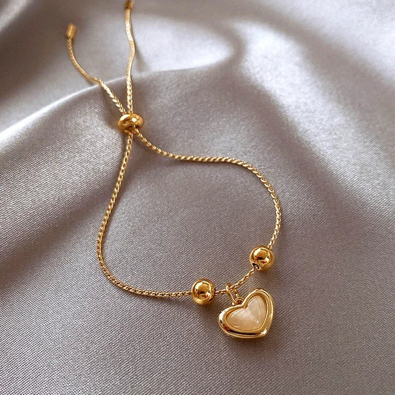 Heart-Shaped Peach Opal Bracelet Coated with Gold