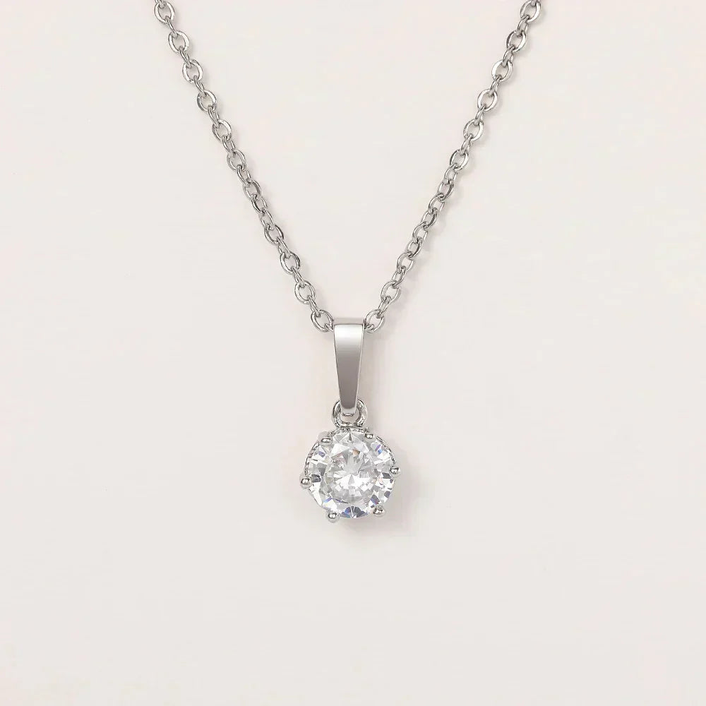 Classic Necklace with Zirconia Pendant