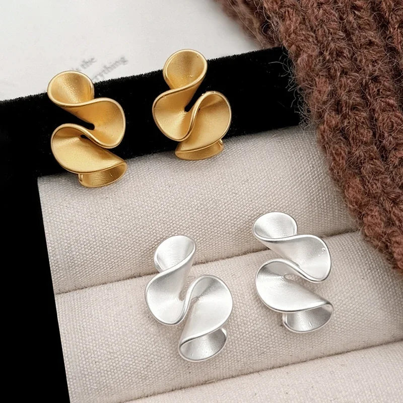 Earrings in Silver and 18K Gold Flower