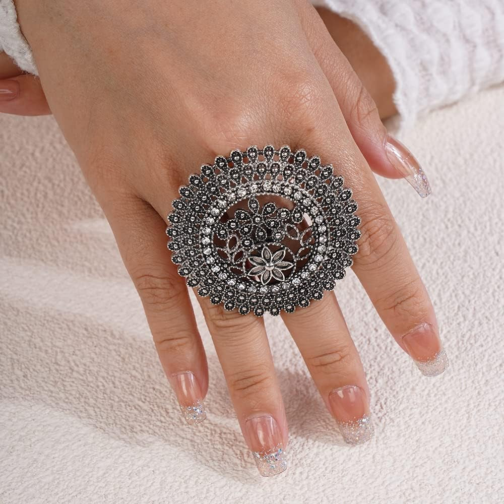 Vintage Ring with Flower