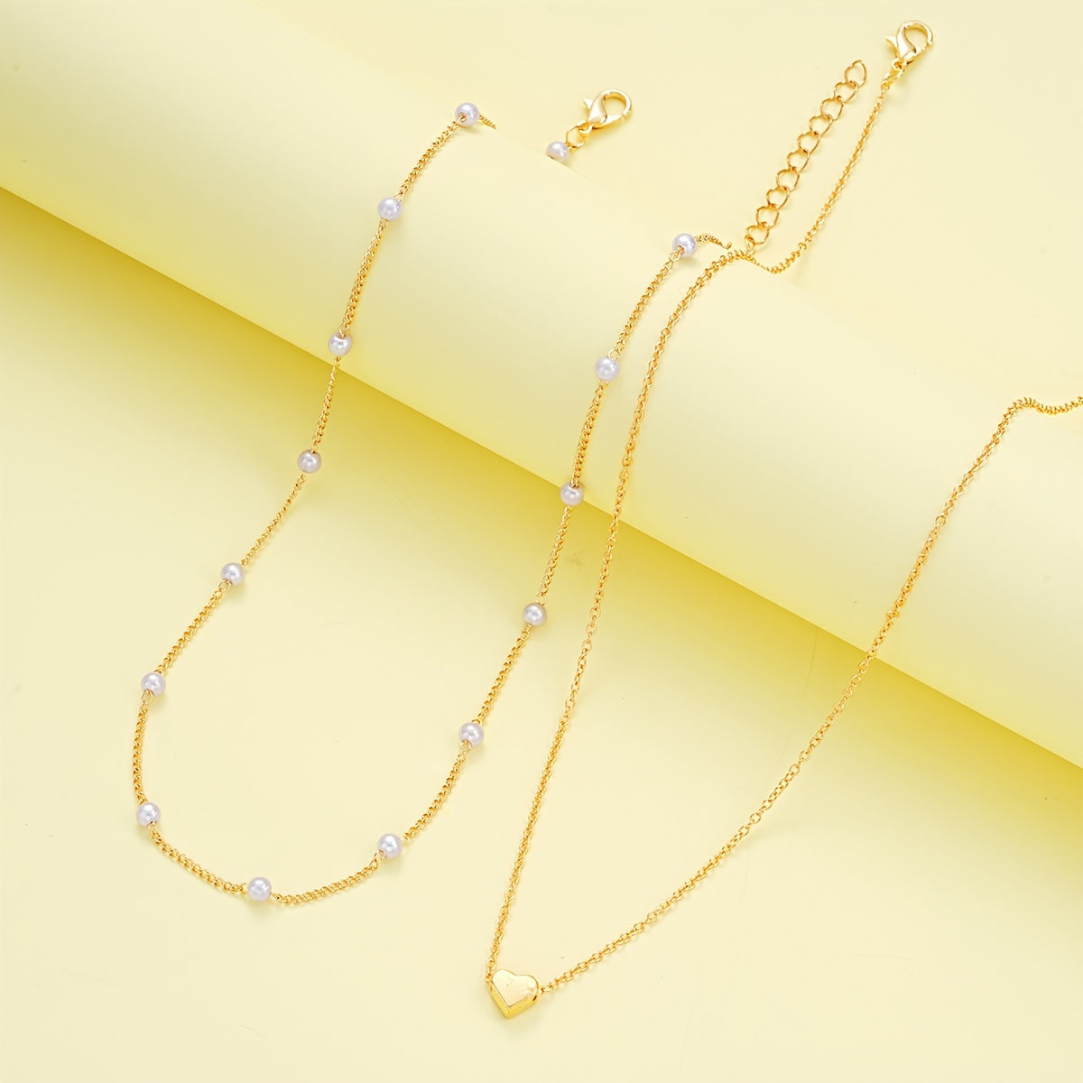 Elegant refined necklace and bracelet set