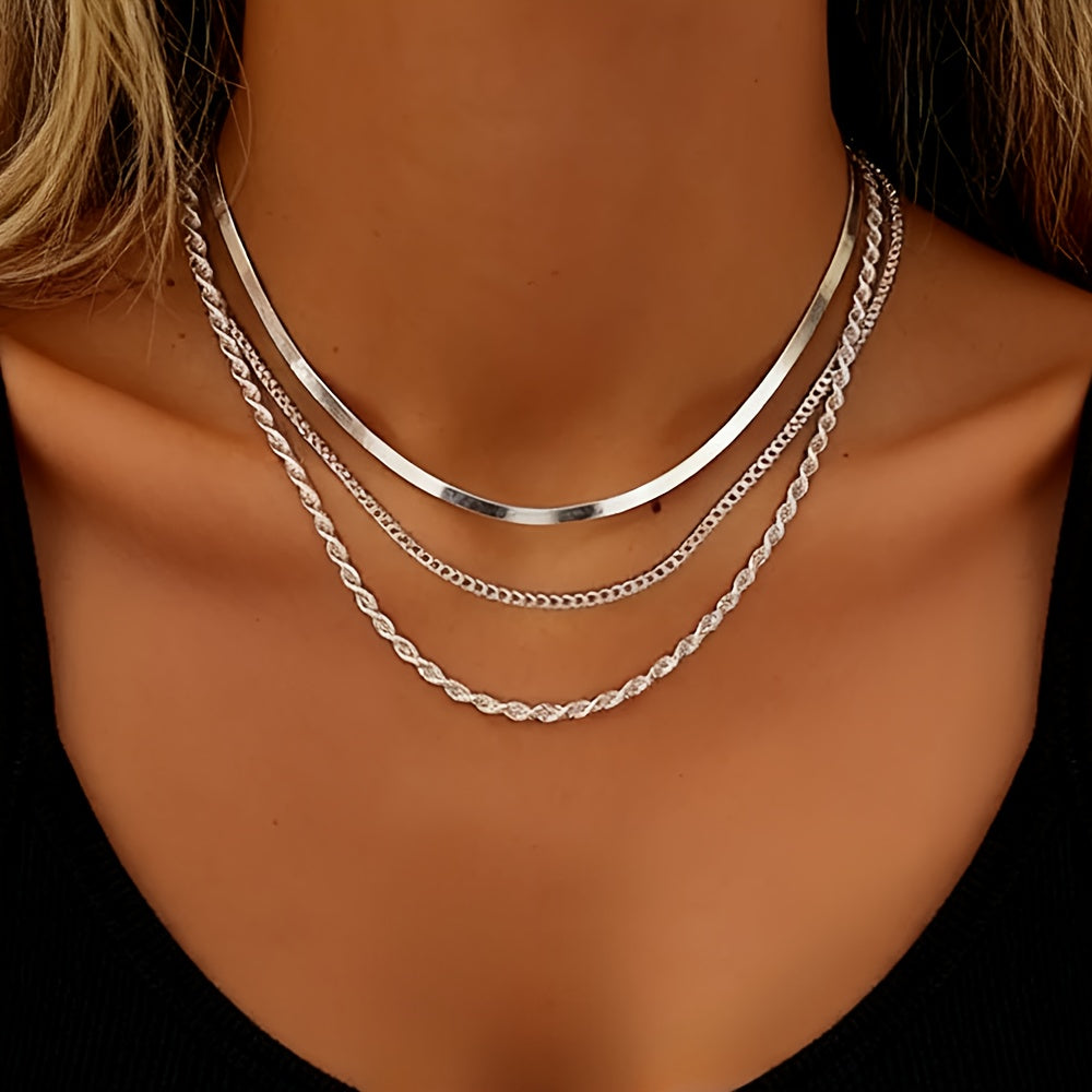Elegant double gold necklace