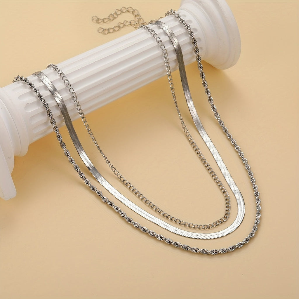 Elegant double gold necklace