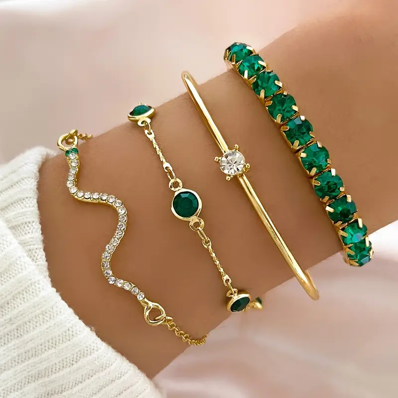 Vintage armbandenset met groene zirconia