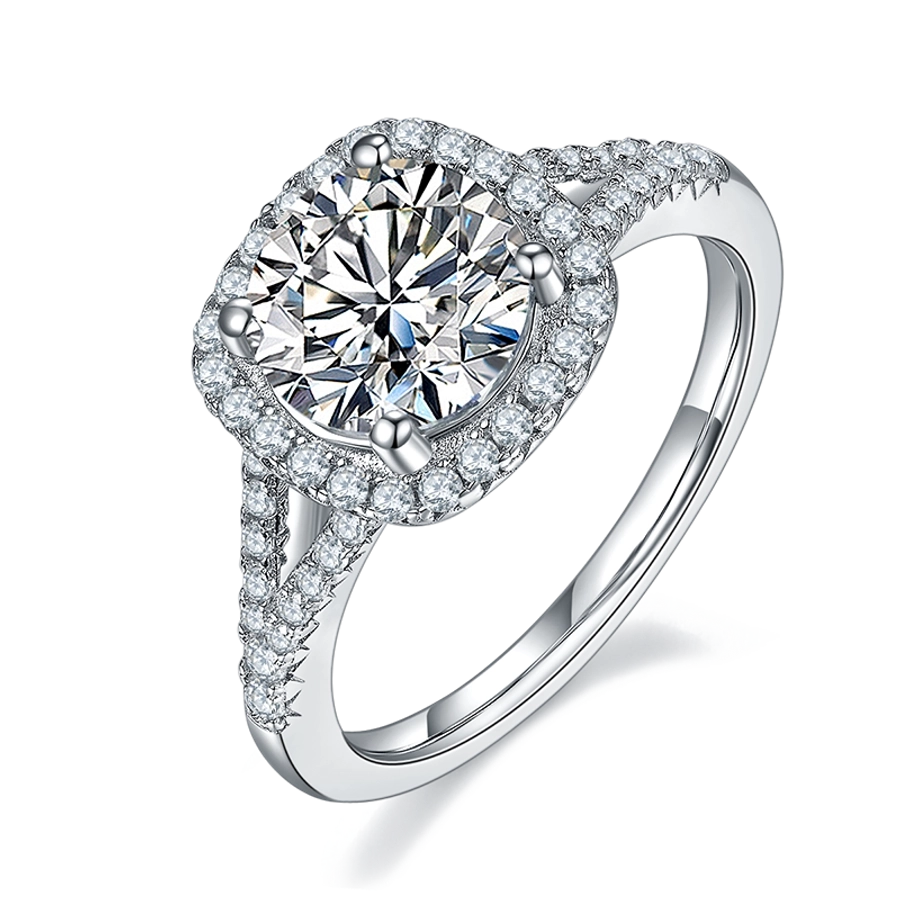 Clara Round Brilliant Diamond Ring